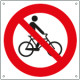 Cartello divieto vietato alle biciclette