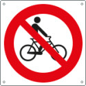 Cartello divieto vietato alle biciclette