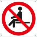 Cartello divieto vietato sedersi solo simbolo EN ISO 7010