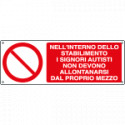 Cartello nello stabilimento non abbandonare automezzi EN ISO 7010