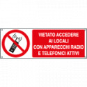 Etichetta adesiva vietato accedere ai locali EN ISO 7010