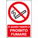 Cartello divieto In questo reparto vietato fumare EN ISO 7010