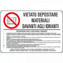 Cartello vietato materiali davanti agli IDRANTI EN ISO 7010