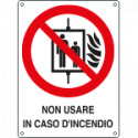 Cartello divieto l'uso dell'ascensore in caso d'incendio EN ISO 7010