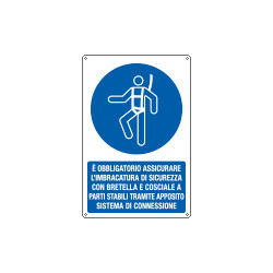 Cartello obbligo assicurare l'imbracatura con bretella e. . . EN ISO 7010