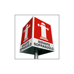 Cartello quadrifacciale in allum. con staffa x palo mm60:idrante sopras